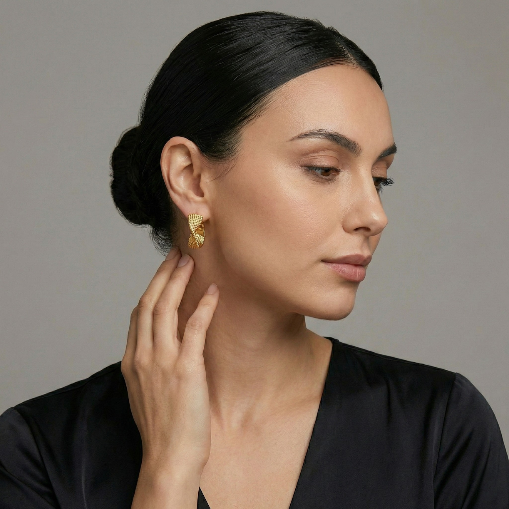 Elegant 14K Gold-Plated Wavy Earrings