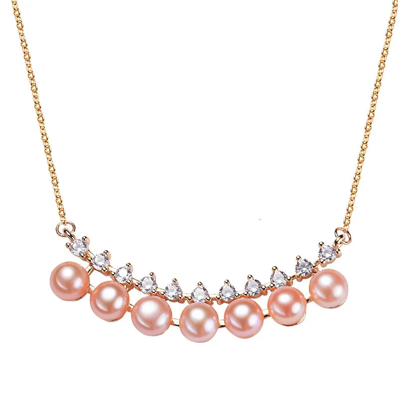 Lustre Pearl Pendant Necklace