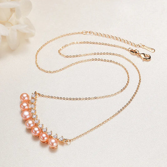 Lustre Pearl Pendant Necklace