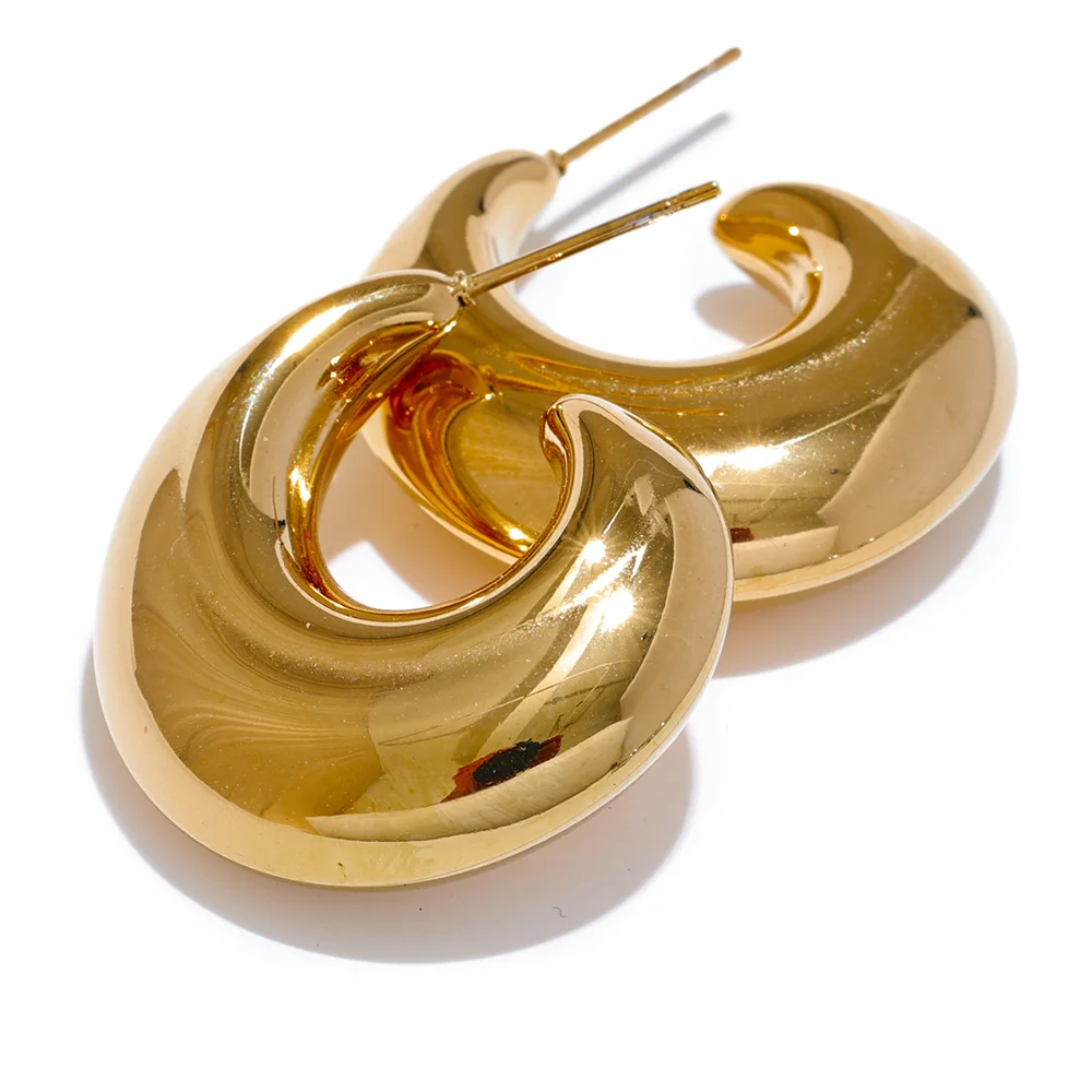 Smooth Chunky C-Shape Earring
