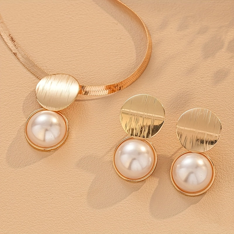 Conjunto de 3 Peças Elegante e Romântico com Colar Coração Redondo em Geometria e Brincos, Ideal para Uso Diário ou Ocasiões Especiais - Um Presente Para Ela