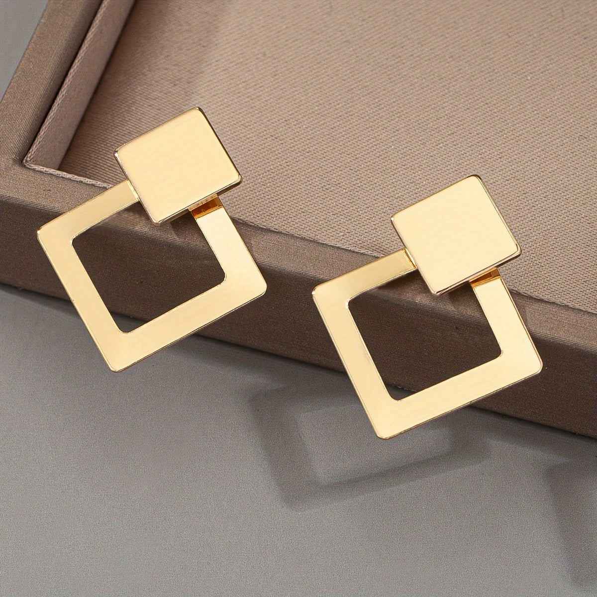 Brincos de Metal Duplos, Elegantes e Requintados, Perfeitos para Encontros Diários
