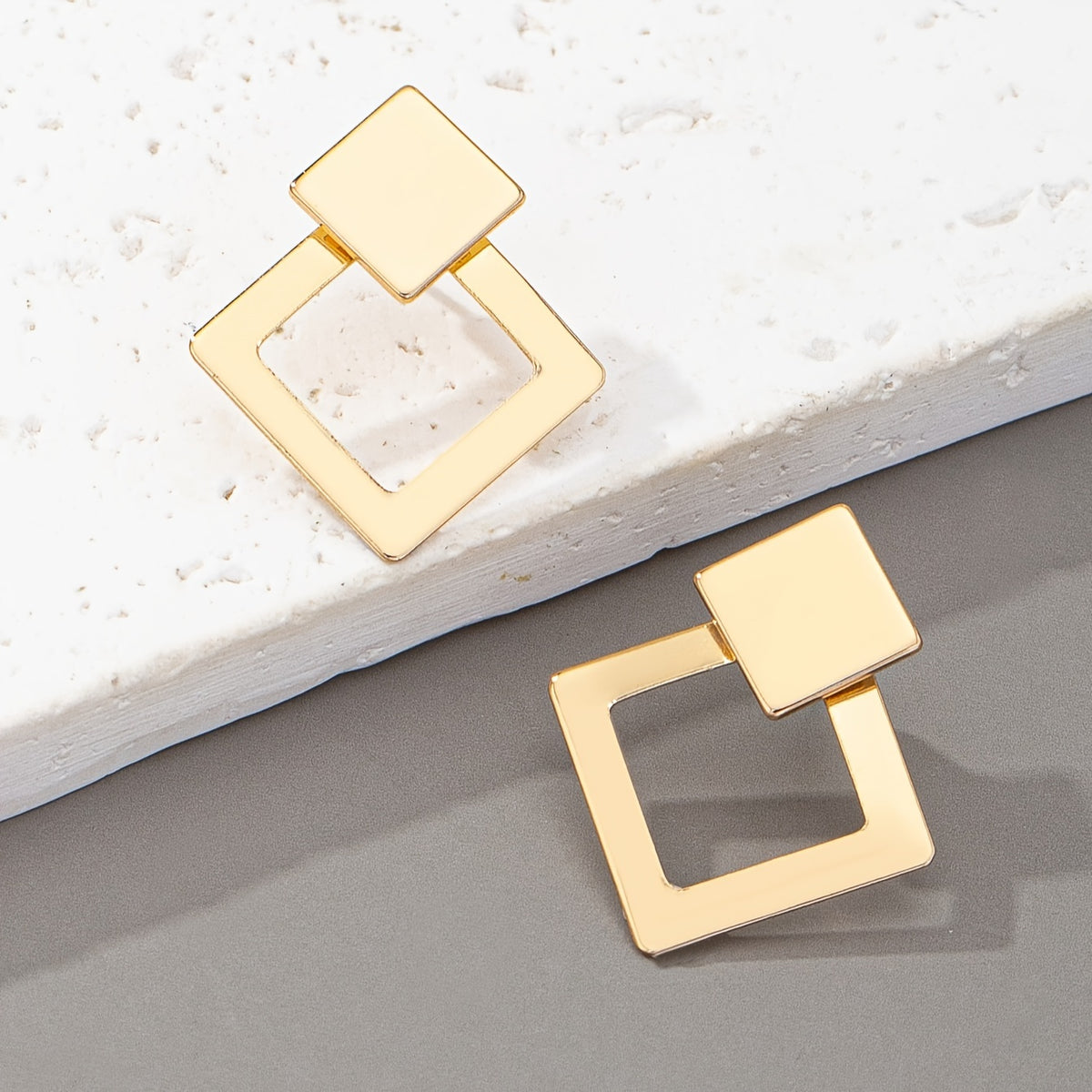 Brincos de Metal Duplos, Elegantes e Requintados, Perfeitos para Encontros Diários